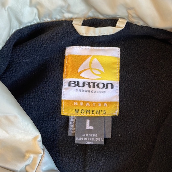 Woman’s Burton vest large - Picture 2 of 3